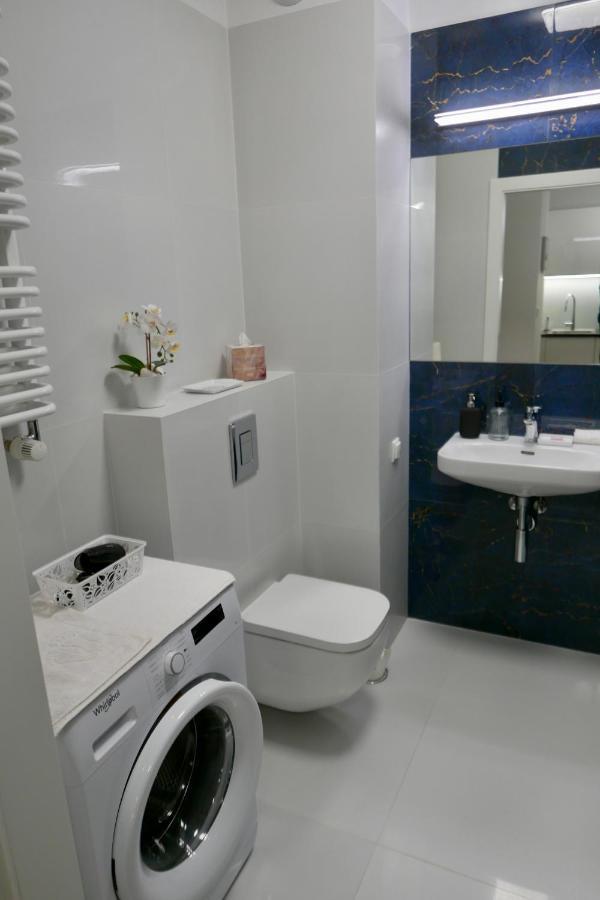 Kieslowskiego Apartment Vis-A-Vis Town Hall วอร์ซอ ภายนอก รูปภาพ